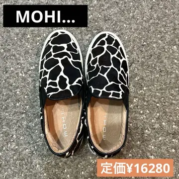 새상품급 MOHI - 슬립온 기린 패턴 size 36