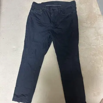 Calvin Klein Jeans 다크 데님