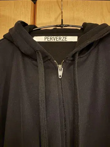 [ PERVERZE ] 지퍼 후드티 크롭 후디