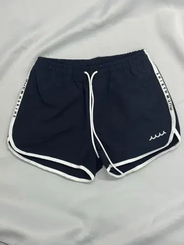 택 포함 새상품! Muta Marine 네이비 숏팬츠 사이즈 2
