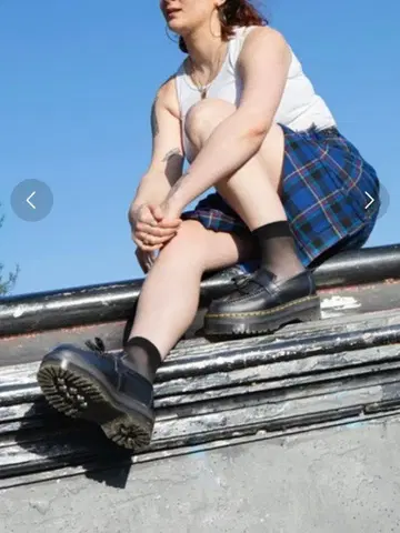 닥터마틴 에이드리안 쿼드 블랙 로퍼