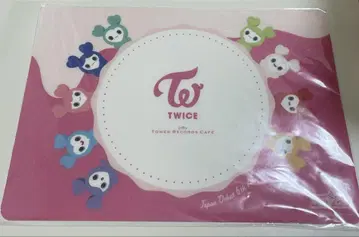 TWICE TOWER RECORDS CAFE 런천 매트