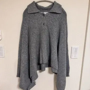 [ 새상품급 ZARA ] 니트 케이프