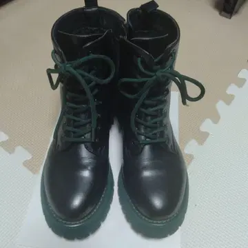 키다리 아저씨 블랙 가죽 워크 부츠 지퍼 포함