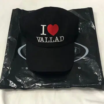 I LOVE VALLAD CAP 캡 IO kohjiya 착용