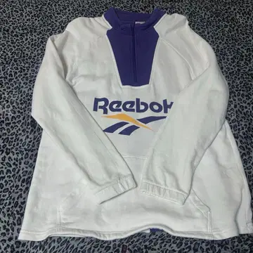 Reebok 맨투맨 화이트 퍼플