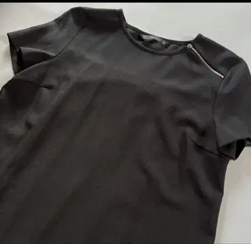 새상품급 ZARA BASIC 뒷면 플리츠 원피스 L 사이즈
