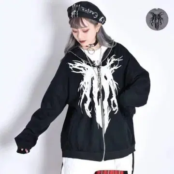VOLCANIC FAVORITE 블랙 후드티