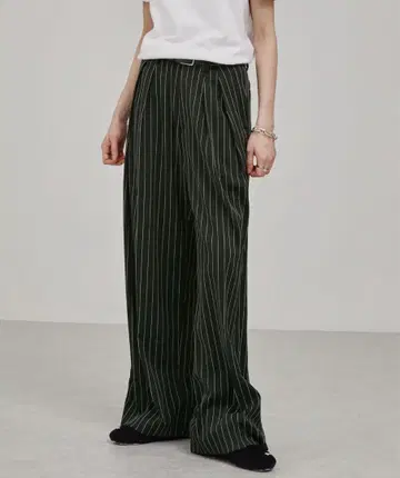 벌룬 실루엣 딥턱 와이드 팬츠