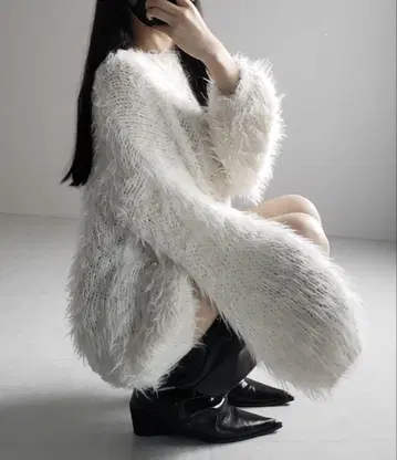 플러피 샤기 볼륨 니트 미니 원피스 가을/겨울