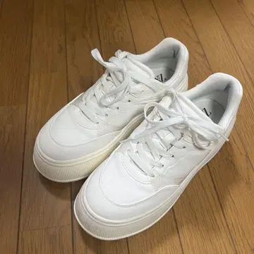 ZARA 자라 플랫폼 스니커즈 스니커즈 화이트 39 24.5