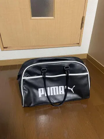 PUMA 블랙 숄더백