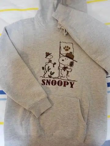 [ 새상품 미착용 ] 스누피 후드티 M 그레이