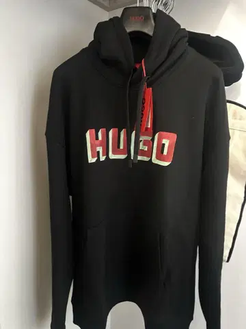 HUGO BOSS 블랙 로고 후드티