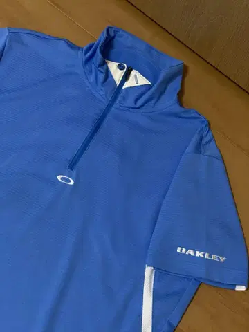 OAKLEY 파랑 하프 지퍼 셔츠