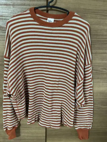 [ Ungrid ] Miller 별주 와플 롱 슬리브 Tee