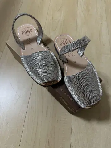 PONS 샌들 35 실버