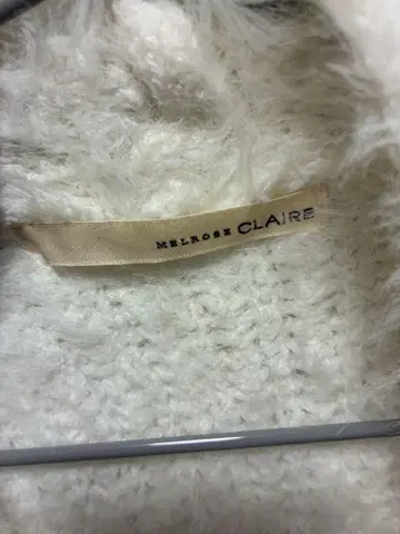 MELROSE CLAIRE 화이트 가디건