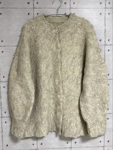 베이지 계열 긴팔 가디건 경량 울 여성용