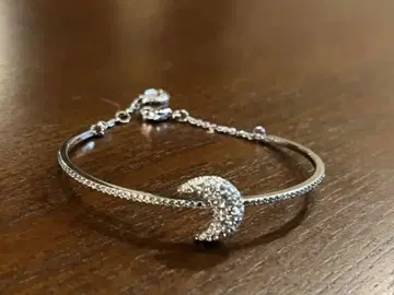 레어 가격 인하 스와로브스키 달 루나 팔찌