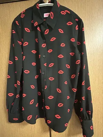kate spade 립 패턴 긴팔 셔츠