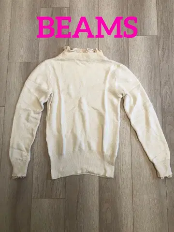 BEAMS 프릴 하이넥 니트 스웨터