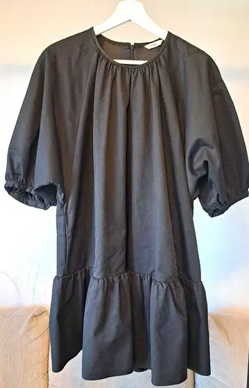 CLANE 블랙 반팔 퍼프 미니 원피스 블랙 클라네