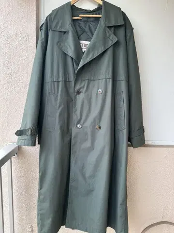 빅 트렌치코트 카키 유로 구제 의류