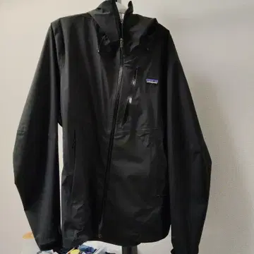 [ 고품질 ] Patagonia 렌트쉘 자켓 3L 블랙 M 사이즈
