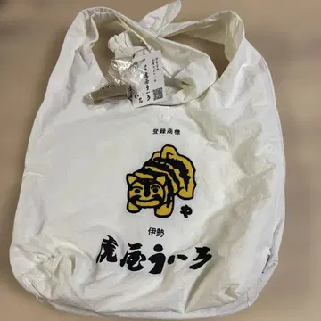 토라야 우이로 x ear  숄더백