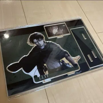 진격의 거인 부품 포함 아크릴 스탠드 리바이