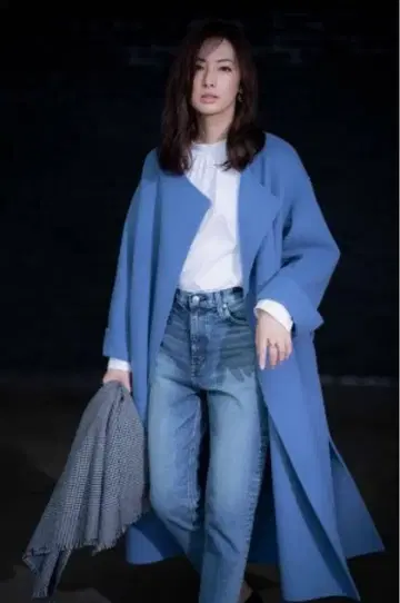 Spick & Span 비버 폴드 라펠 코트 키타가와 케이코 씨 착용