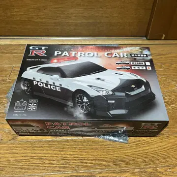 닛산 GT-R 순찰차 무선 조종