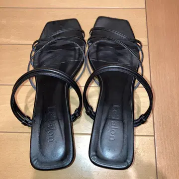 르탈론 스퀘어 2WAY 샌들