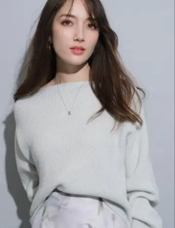 [ 새상품급 ] 아푸와이저 리셰 모헤어 반짝이 니트