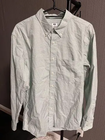 UNIQLO 그린과 빨간색 체크 무늬 긴팔 셔츠 M