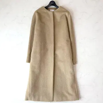 컨디션 최상 에부르 샤기 코트 롱 기장 알파카 혼방 노카라 베이지 S