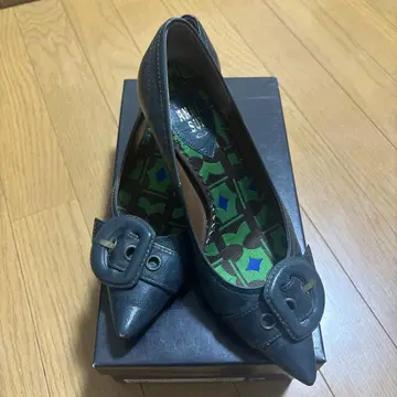 안나수이 다크 그린 버클 장식 스틸레토 펌프스