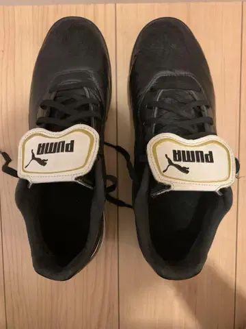 PUMA KING 블랙 축구화 천연 잔디 26.5