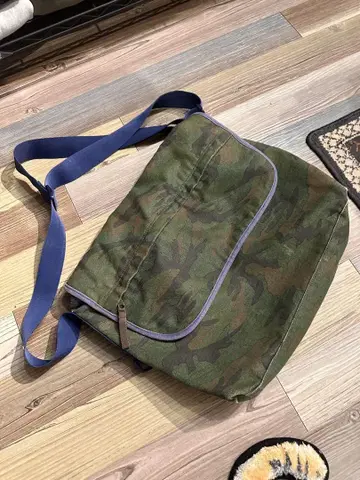 인기 GAP 카모플라쥬 메신저 백