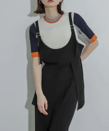 SENSE OF PLACE 컬러 블로킹 컴팩트 스웨터