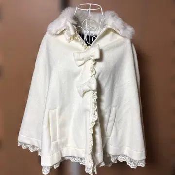 LIZ LISA 화이트 리본 포함 판초