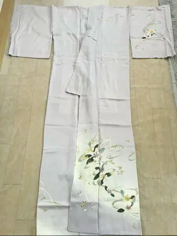 호몬기 새상품 카가유젠 라이트 핑크 퍼플 은은한 디자인이 들어가 있습니다