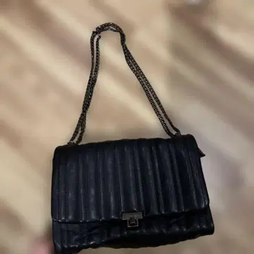 [ ZARA ] 리브 디자인 블랙 숄더백