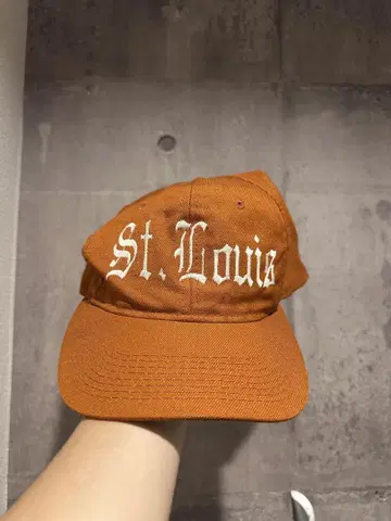 빈티지 St. Louis 자수 오렌지 캡