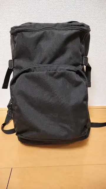 무인양품 어깨 부담을 줄이는 발수 위에서 열리는 럭색