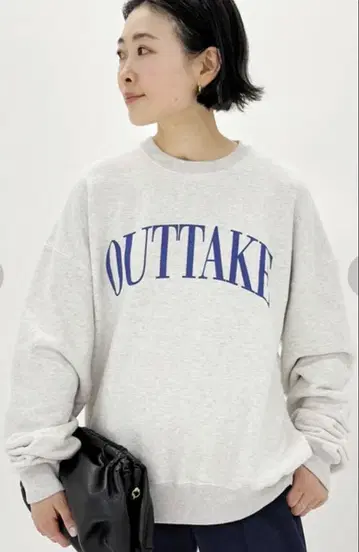 AP STUDIO OUTTAKE 맨투맨 OUTTAKE 로고 그레이