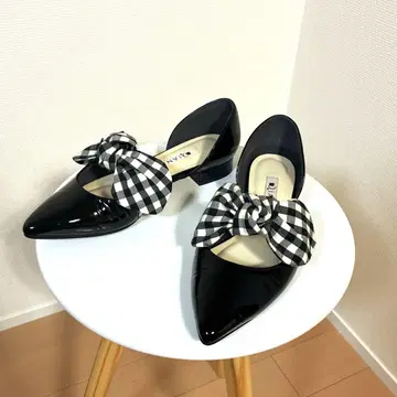 [ 새상품급 ] DIANA 리본 블랙 체크 22cm 스틸레토