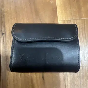 WILDMANS ENO 블랙 가죽 3단 폴더형 지갑