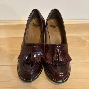 닥터마틴 태슬힐 로퍼 23cm